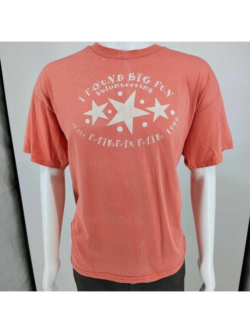 Vintage 1990s Single Stitch Fairfax Fair 1996 Volunteer Coral T-Shirt (XL)